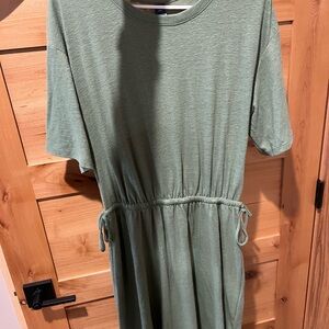 Old Navy Green Casual Dress